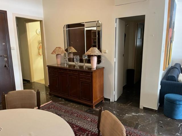Spacious And Sunny Appartment In Cholargos Atene Esterno foto
