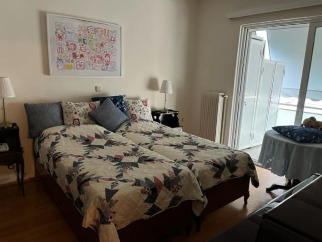 Spacious And Sunny Appartment In Cholargos Atene Esterno foto